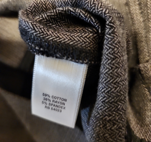 Banana Republic Charcoal Pencil Skirt - Picture 5 of 6